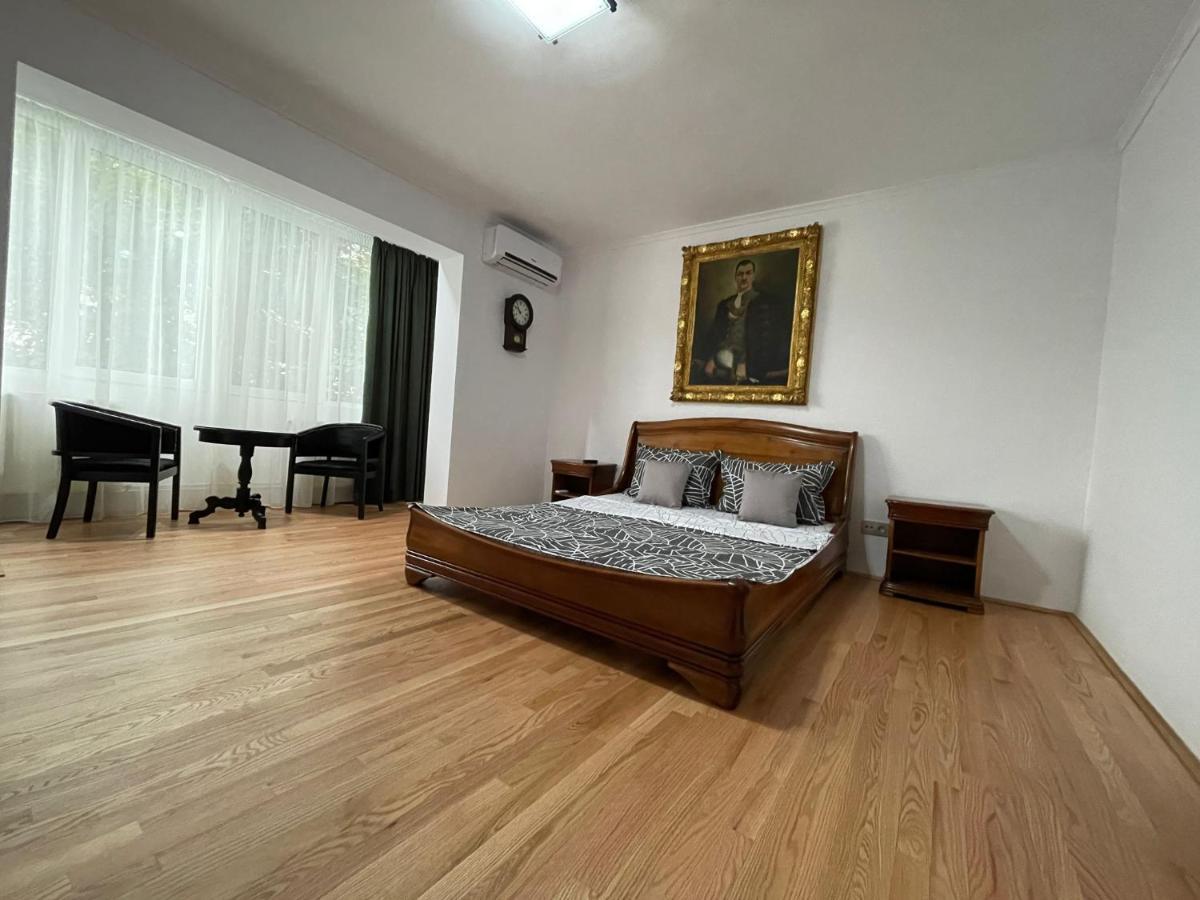 M & I Apartment 2 Targu-Mures Bagian luar foto