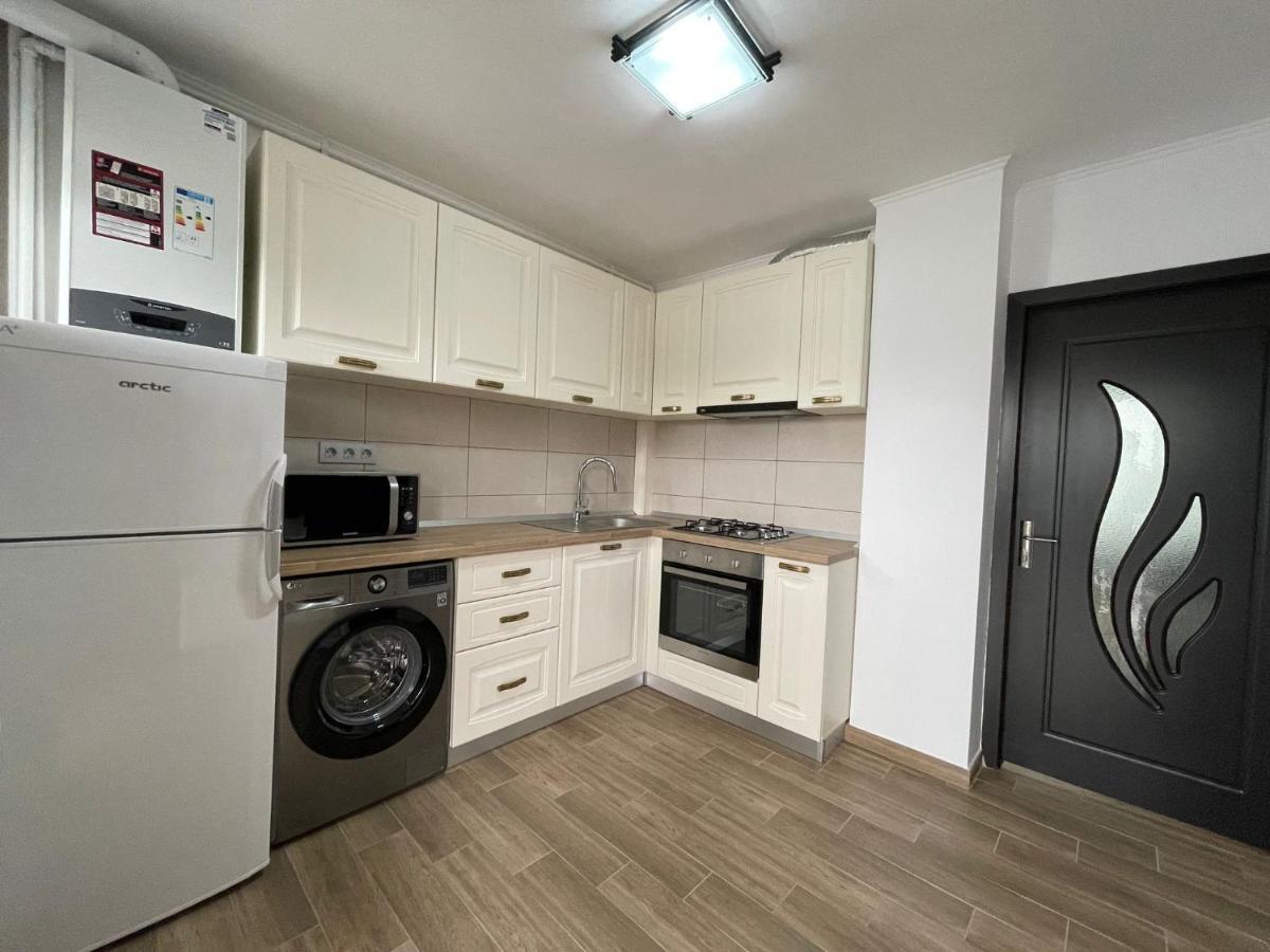 M & I Apartment 2 Targu-Mures Bagian luar foto