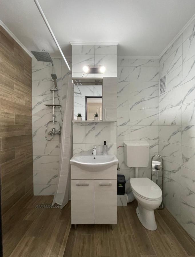 M & I Apartment 2 Targu-Mures Bagian luar foto